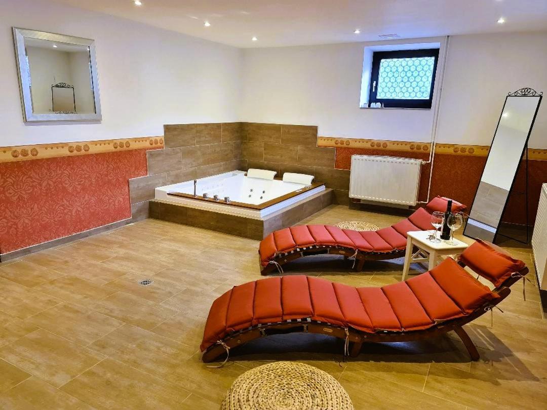 Hotel Am Tränkbachtal Frauenwald Exteriör bild